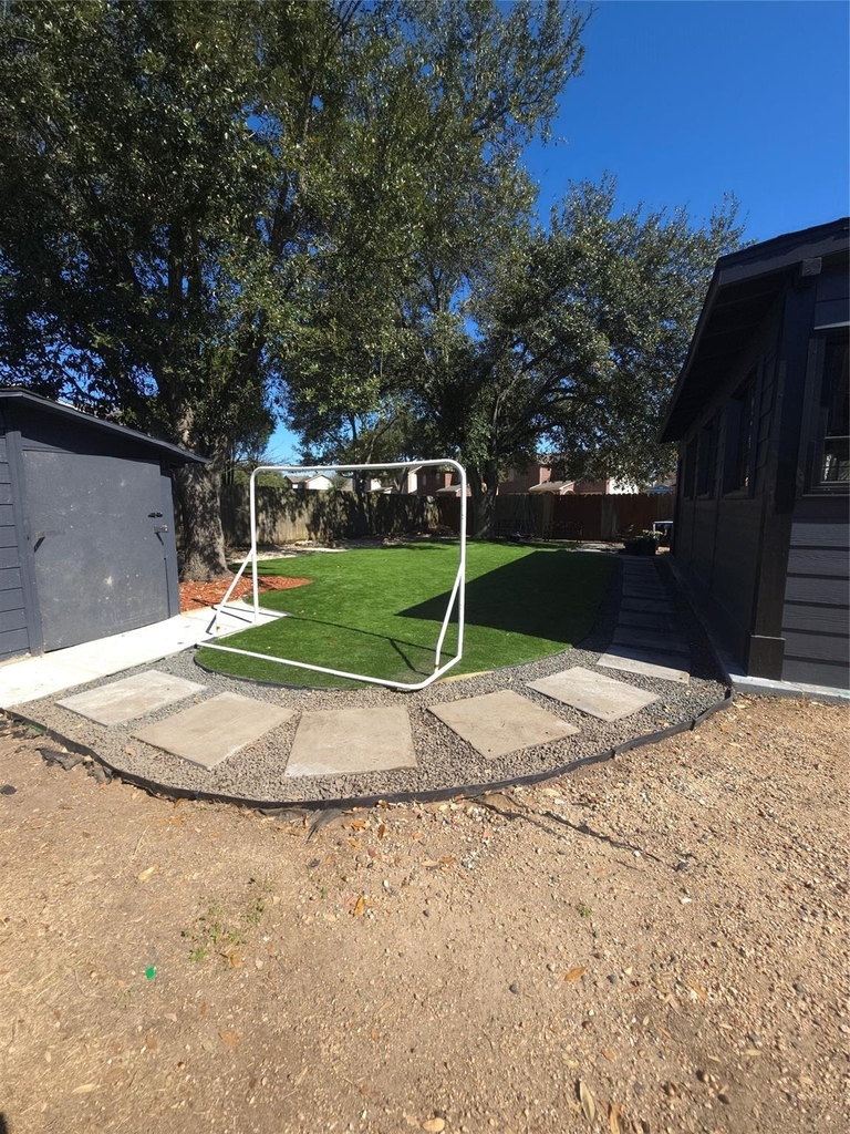 6402 Frosty Brook Drive - Photo 2