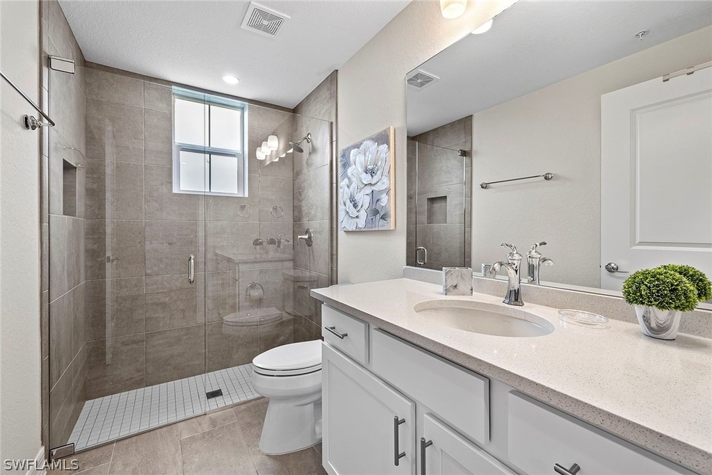 172 Indies Drive E - Photo 17