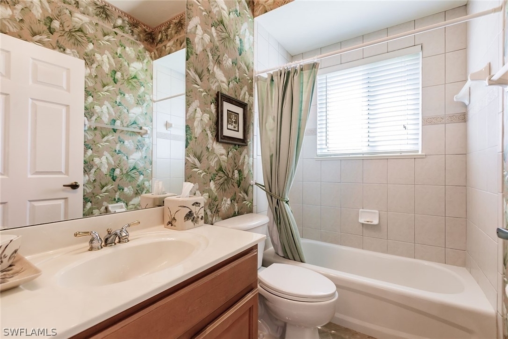 7859 Berkshire Pines Drive - Photo 13