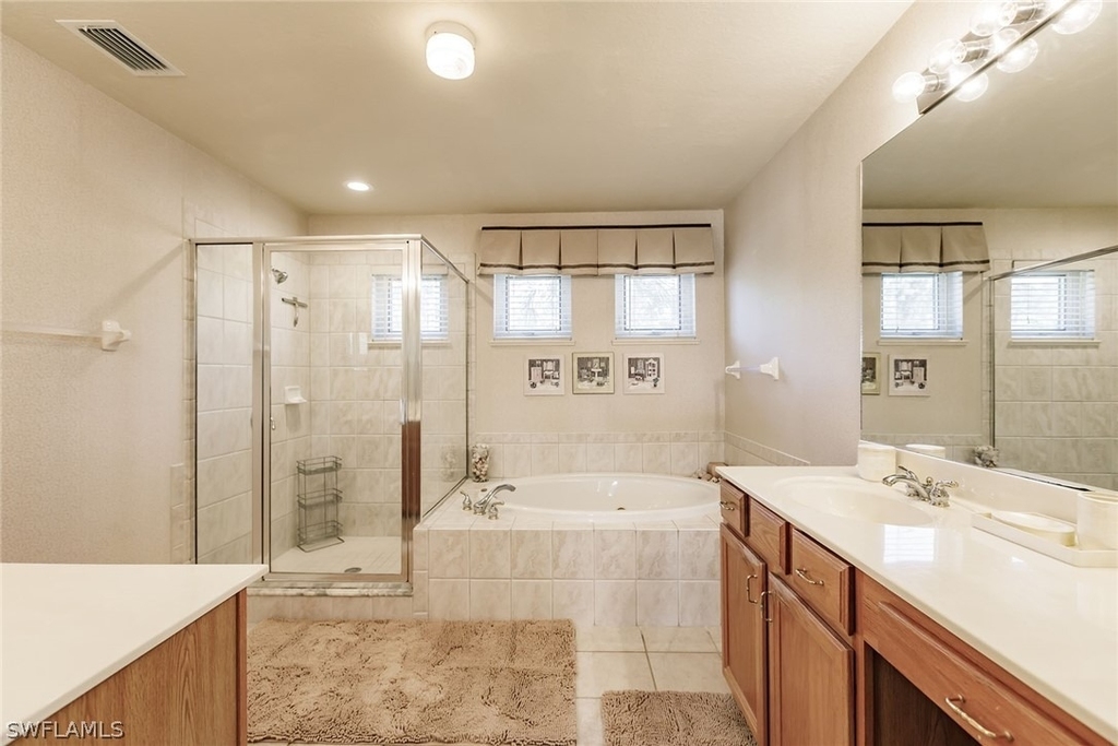7859 Berkshire Pines Drive - Photo 24