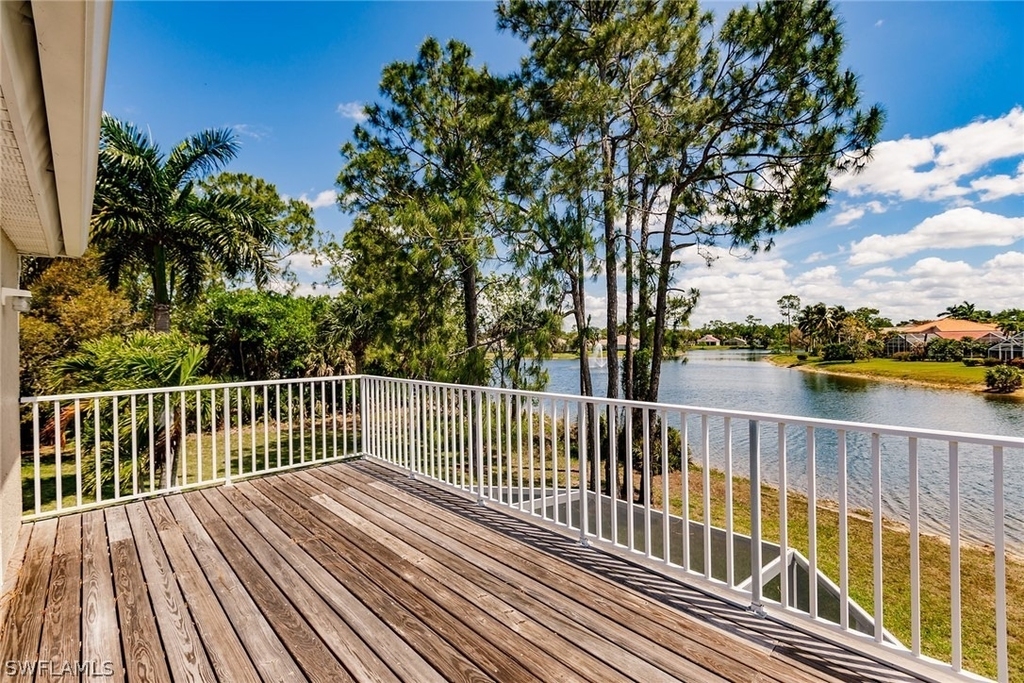 7859 Berkshire Pines Drive - Photo 26