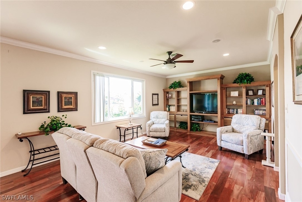 7859 Berkshire Pines Drive - Photo 8