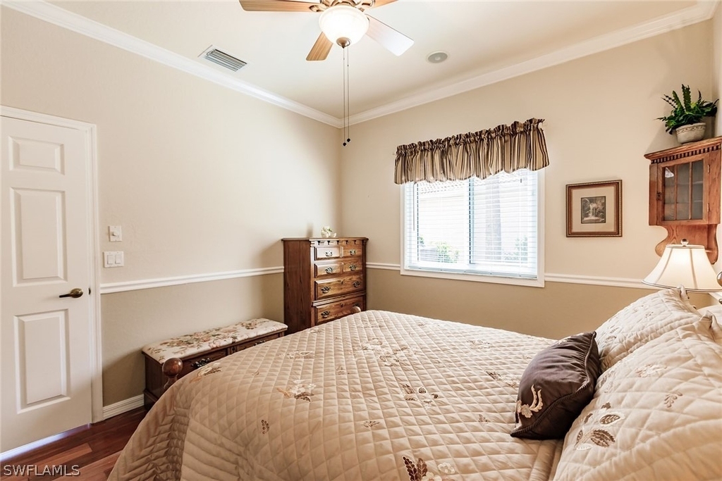 7859 Berkshire Pines Drive - Photo 16