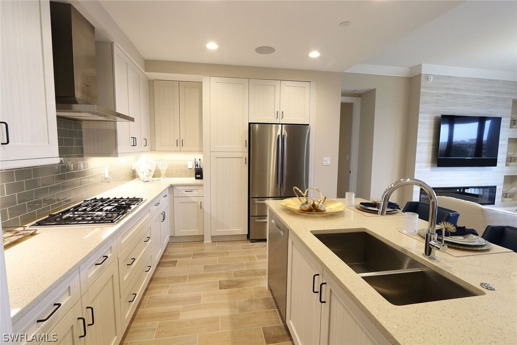 1135 3rd Avenue S - Photo 8