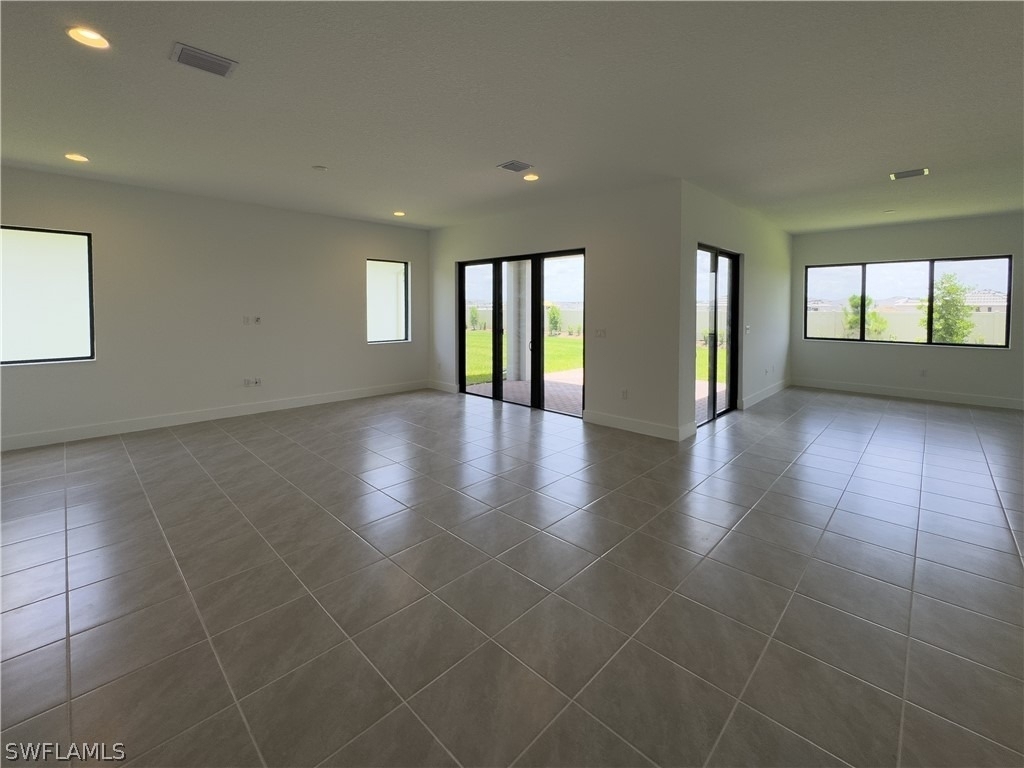 5286 Nevola Avenue - Photo 4