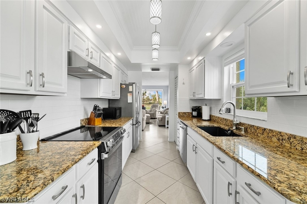 4140 Bayhead Drive - Photo 3