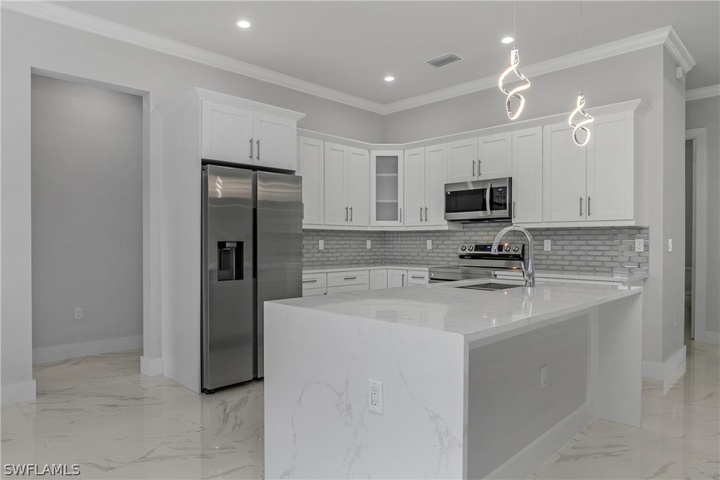 791 14th Street Ne - Photo 8