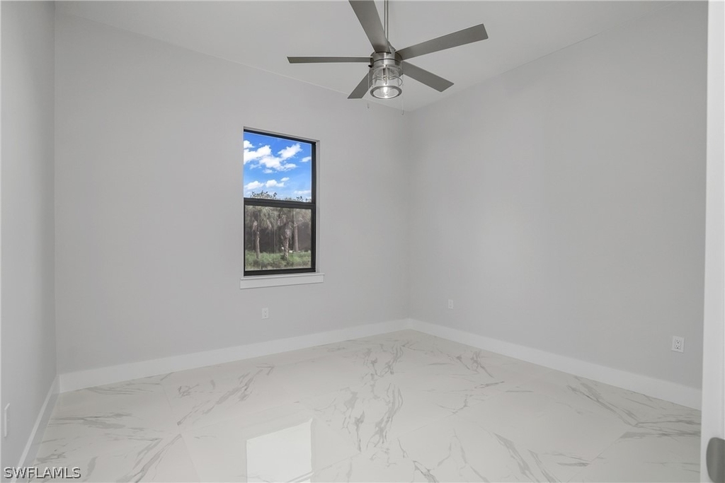 791 14th Street Ne - Photo 18