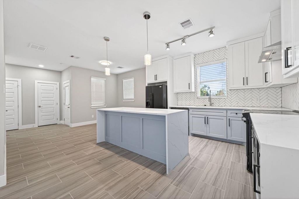 2053 Road 5707 - Photo 5