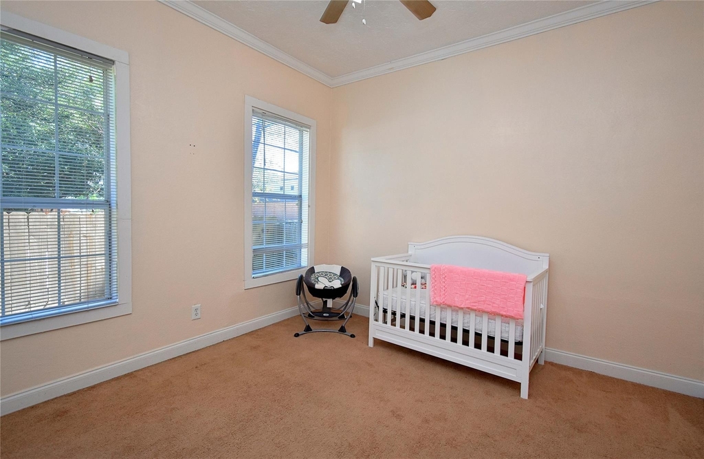 504 Green Street - Photo 9