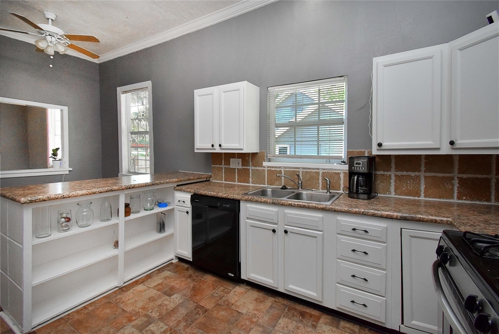 504 Green Street - Photo 7