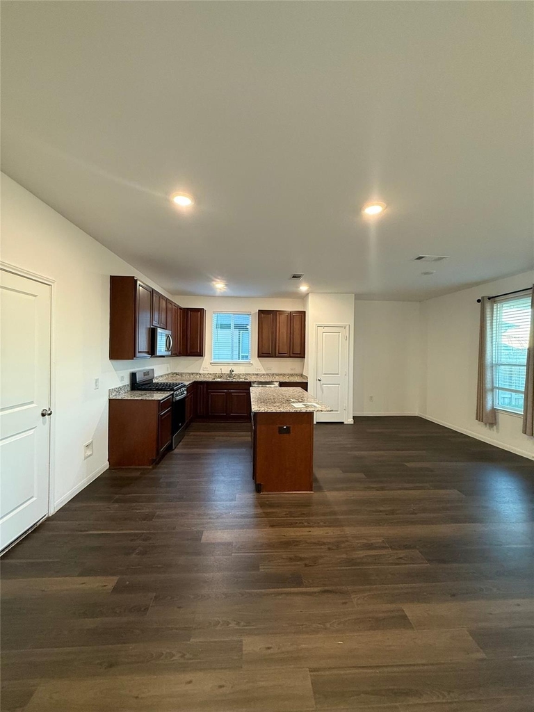 17907 Baleage Lane - Photo 5