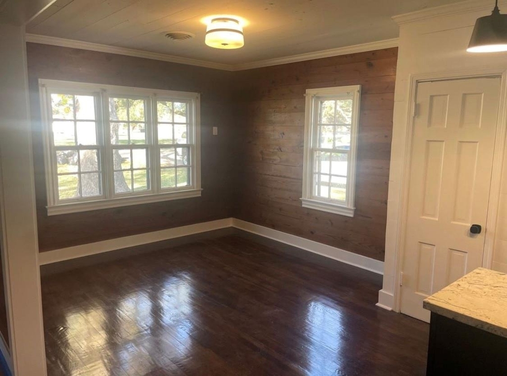 321 S Arcola Street - Photo 3