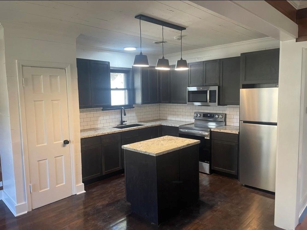 321 S Arcola Street - Photo 2
