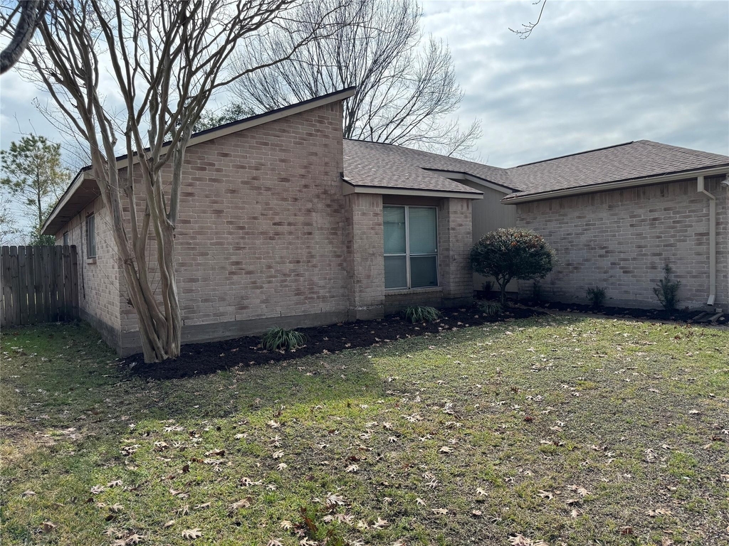 13123 Chipman Glen Drive - Photo 2