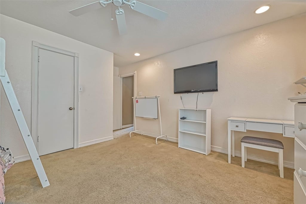 711 Lodgehill Lane - Photo 25