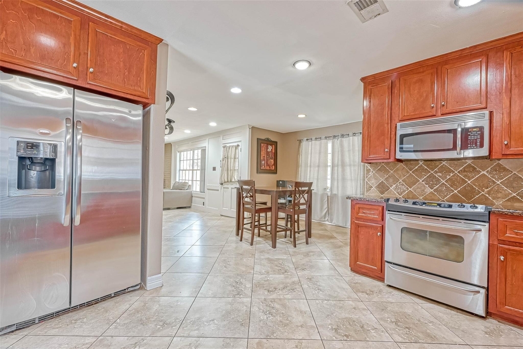 711 Lodgehill Lane - Photo 16