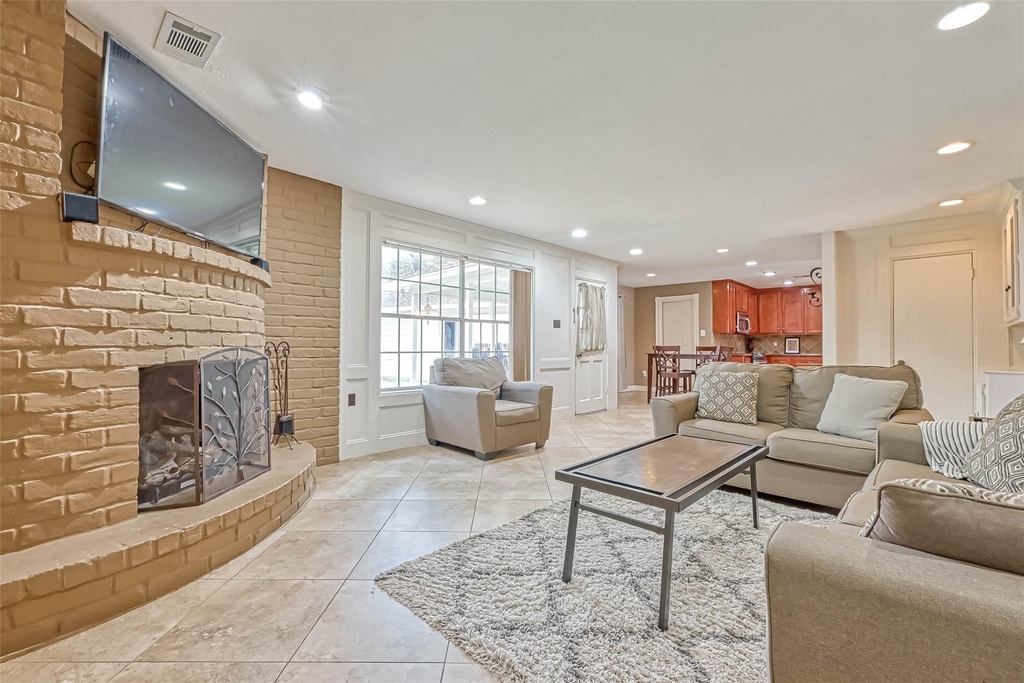 711 Lodgehill Lane - Photo 11