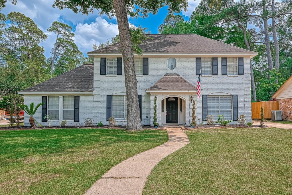 711 Lodgehill Lane - Photo 0