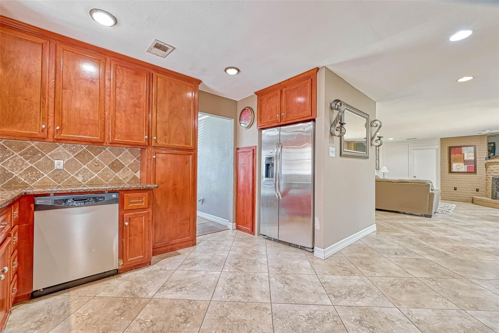 711 Lodgehill Lane - Photo 17