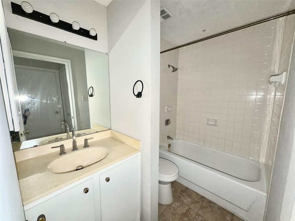 728 Bering Drive - Photo 6