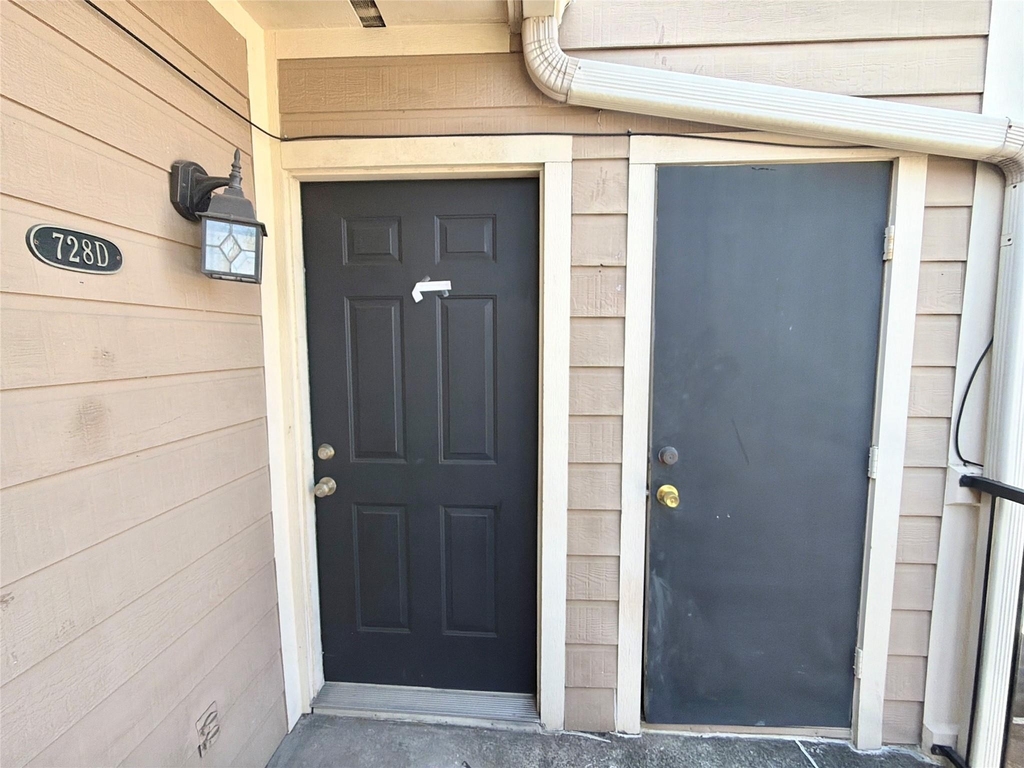 728 Bering Drive - Photo 11