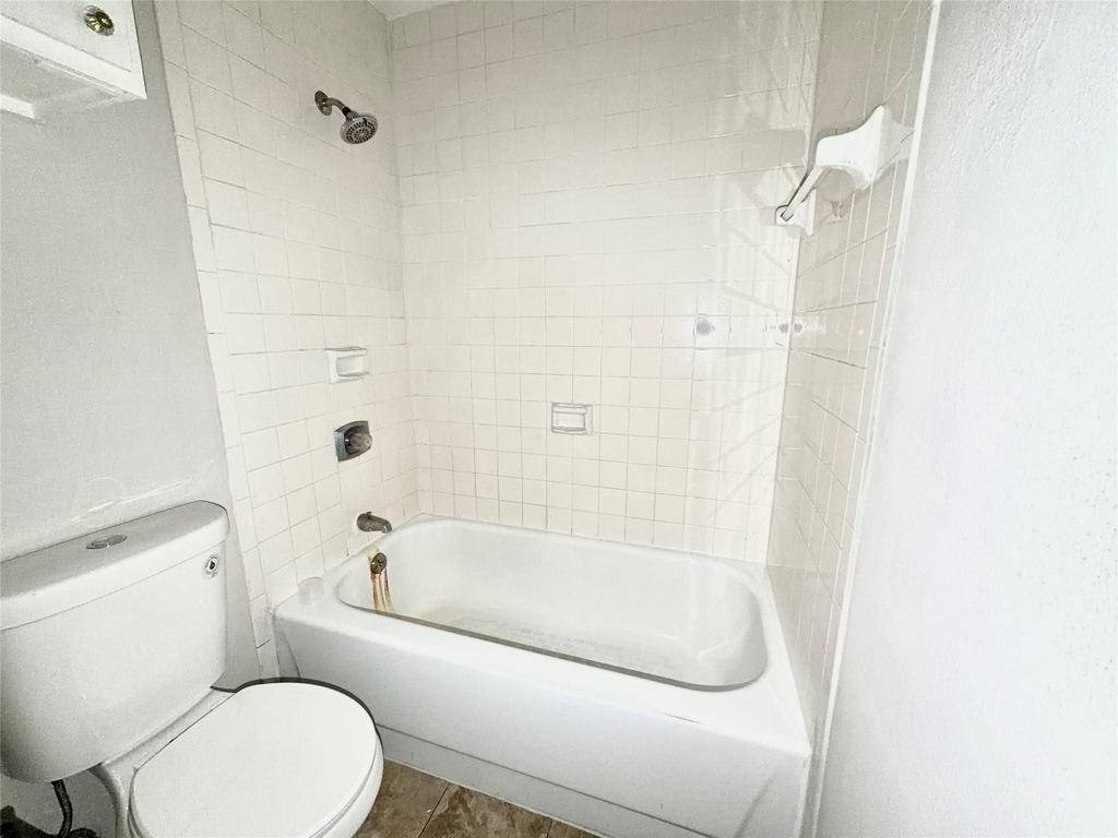 728 Bering Drive - Photo 7