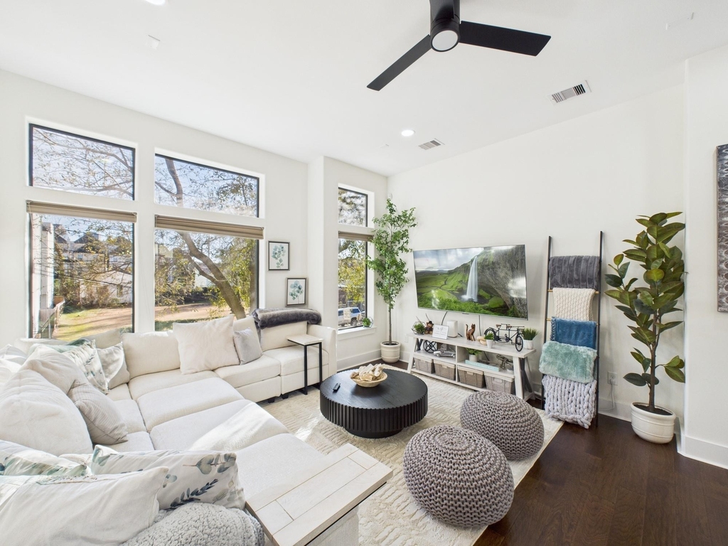 1404 Spring Street - Photo 22