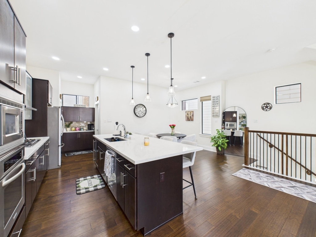 1404 Spring Street - Photo 18