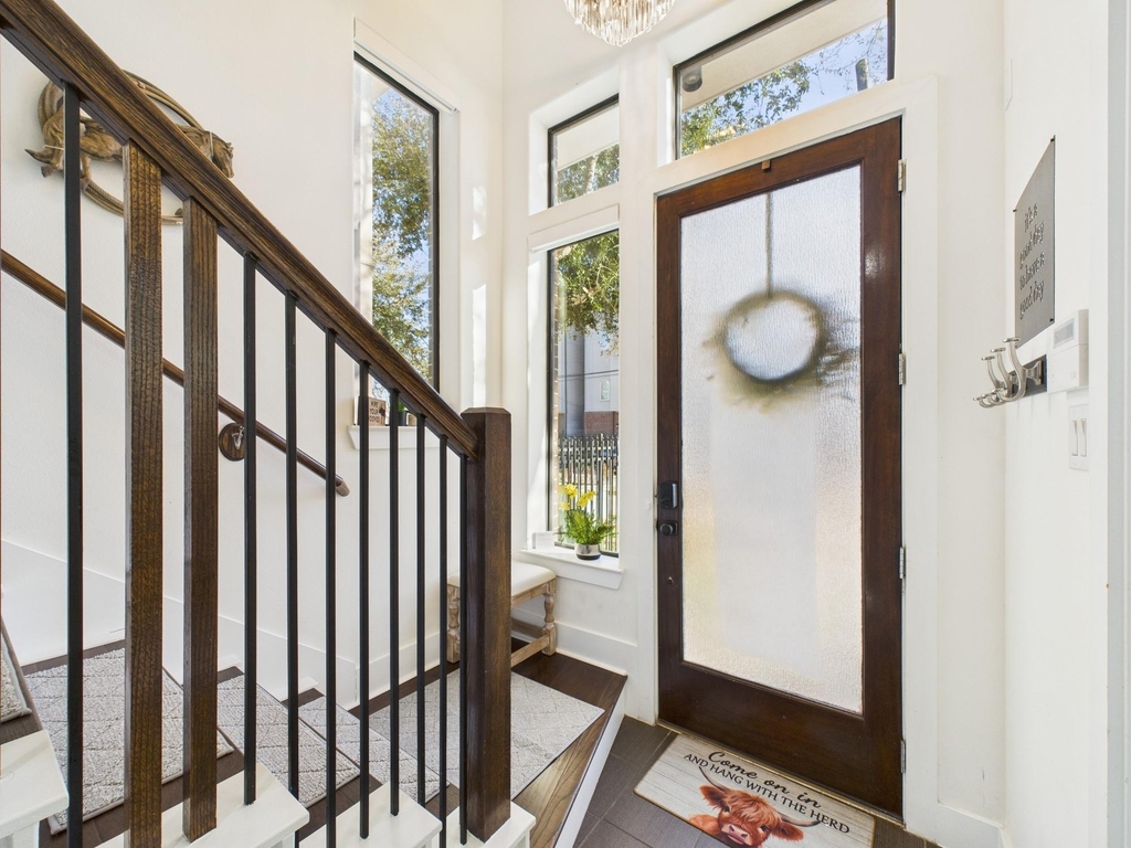 1404 Spring Street - Photo 4
