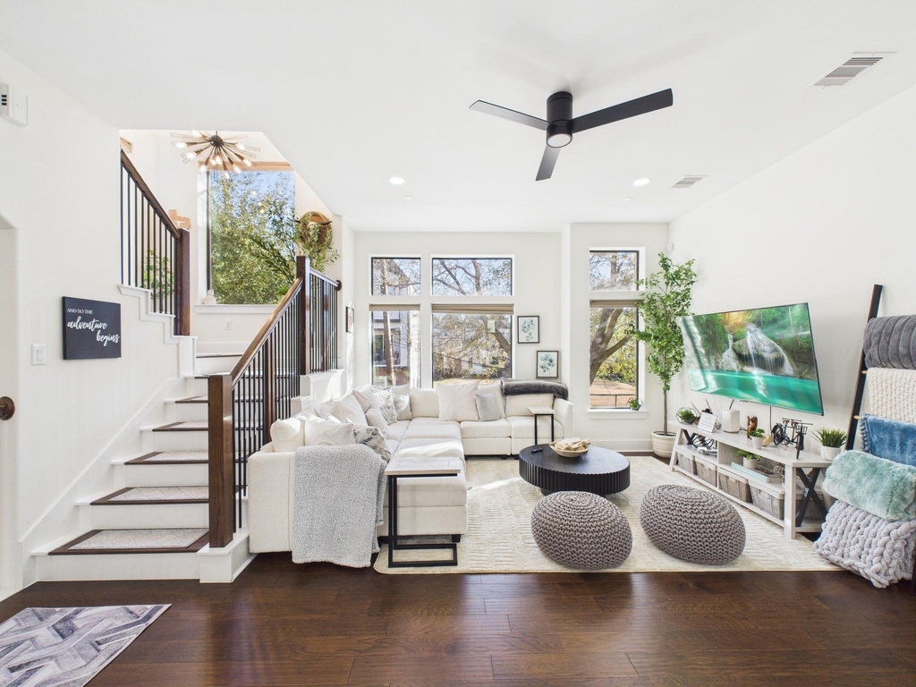 1404 Spring Street - Photo 0