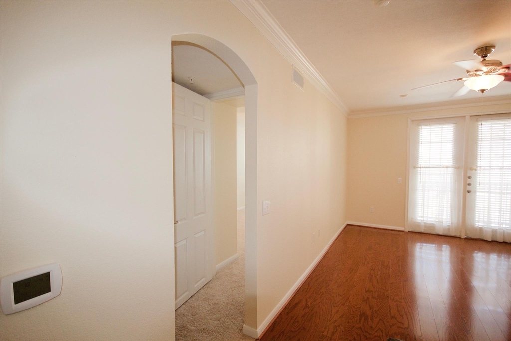 7575 Kirby Drive - Photo 7