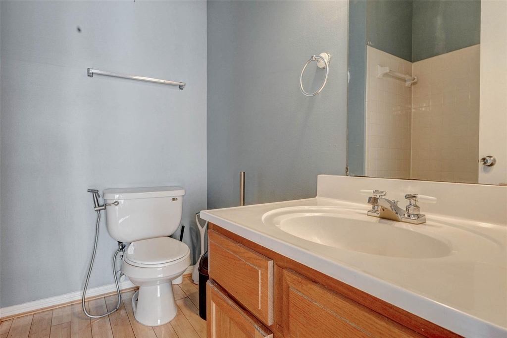 3800 Tanglewilde Street - Photo 8