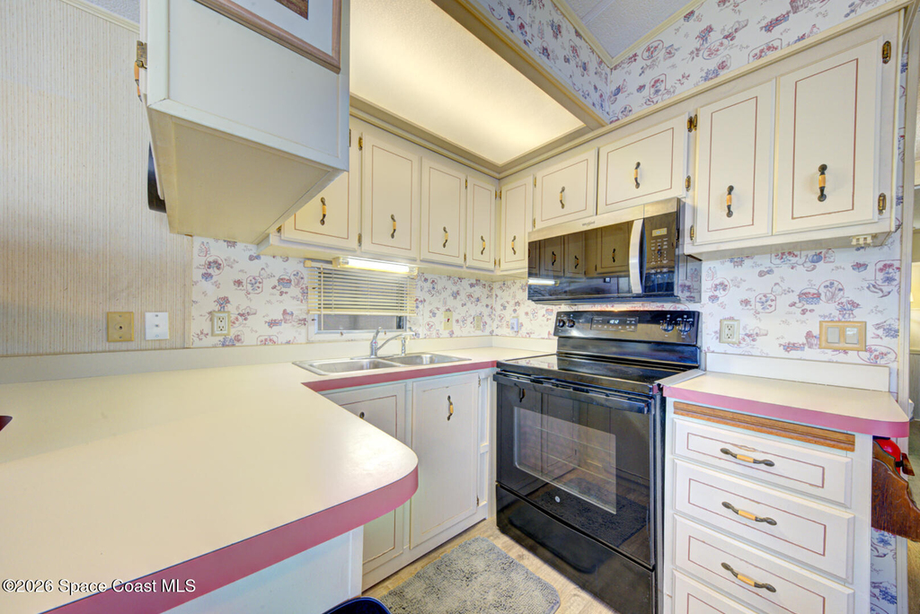 283 Buffalo Place - Photo 11