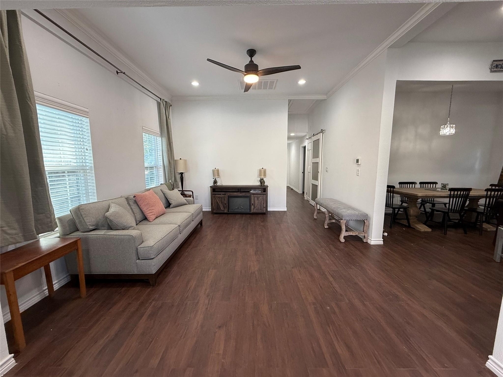1717 Weber Street - Photo 3