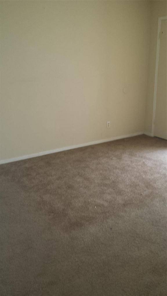 11830 Mosscrest Drive - Photo 7