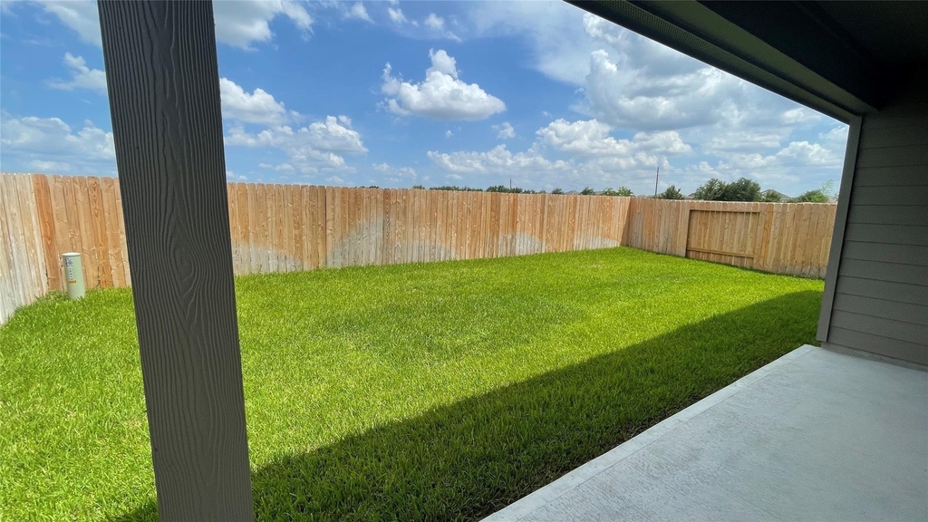 12418 Pelican Bay - Photo 25