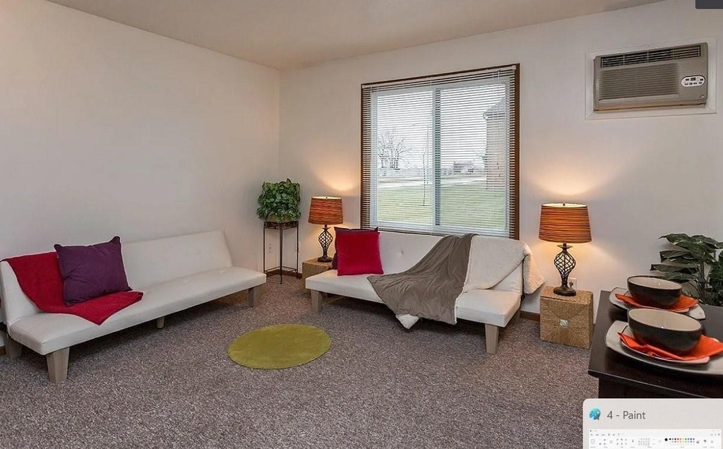 918 E 17th Street - Photo 3