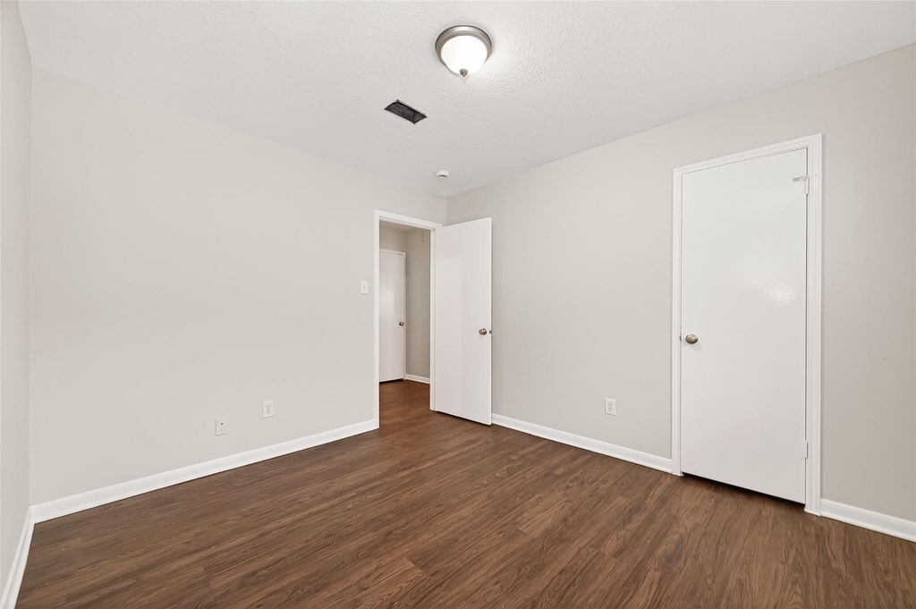 28811 Stapleford Street - Photo 17