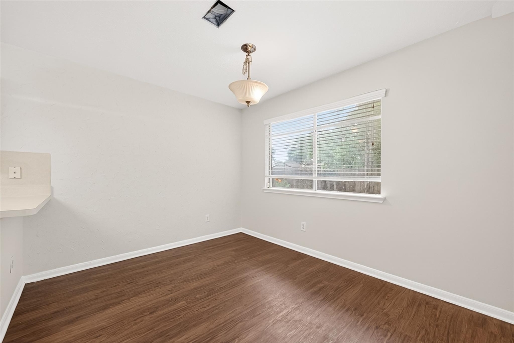 28811 Stapleford Street - Photo 14