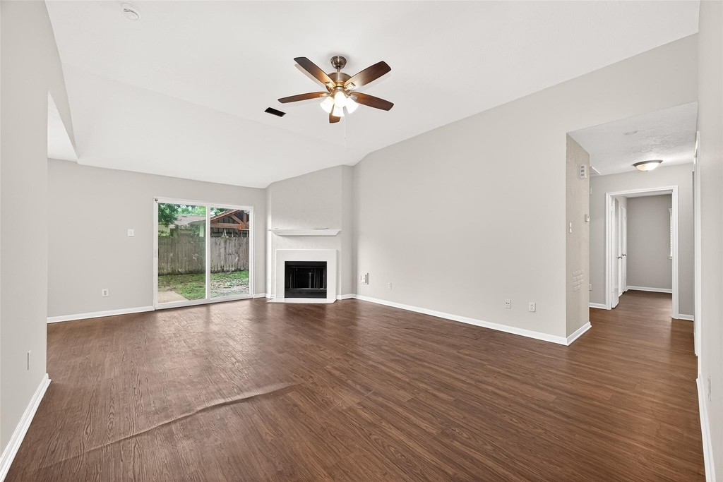 28811 Stapleford Street - Photo 6