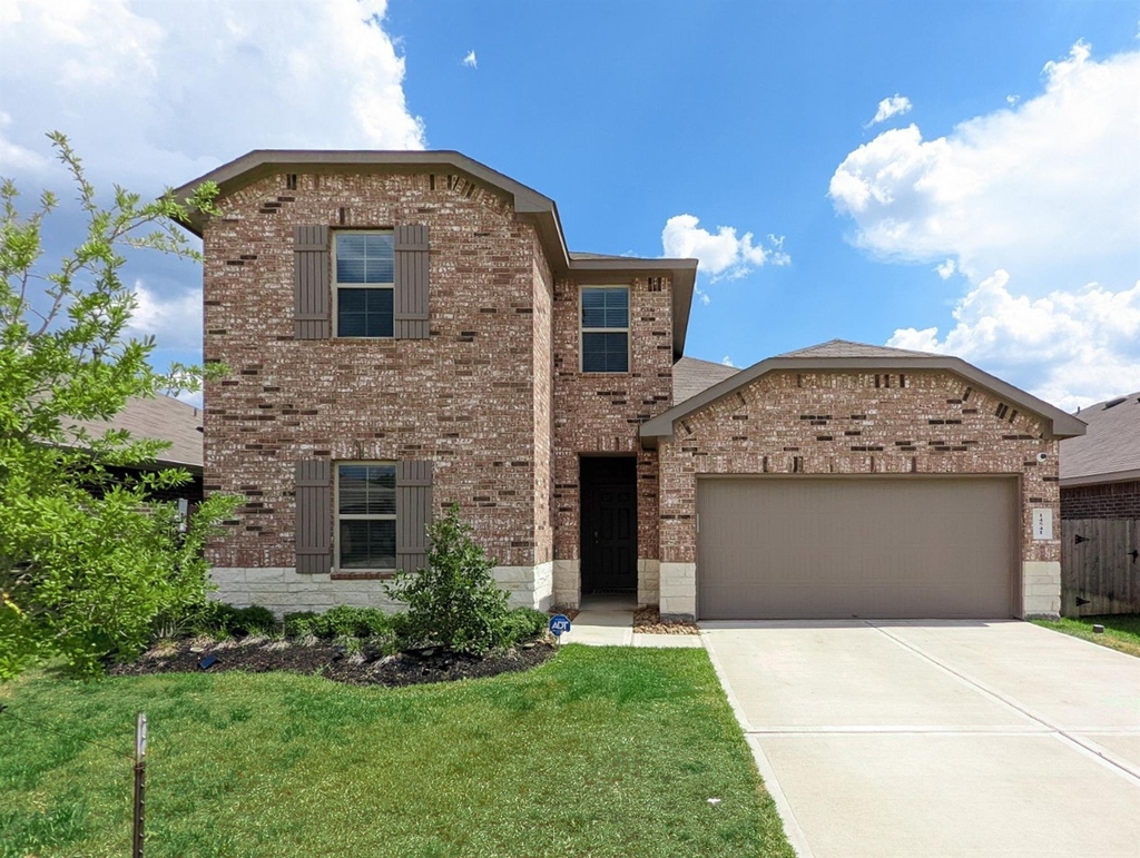 14541 Montclair Way - Photo 0