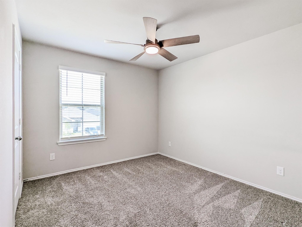14541 Montclair Way - Photo 19
