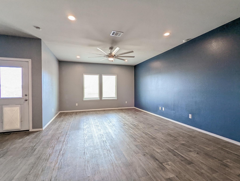 14541 Montclair Way - Photo 9