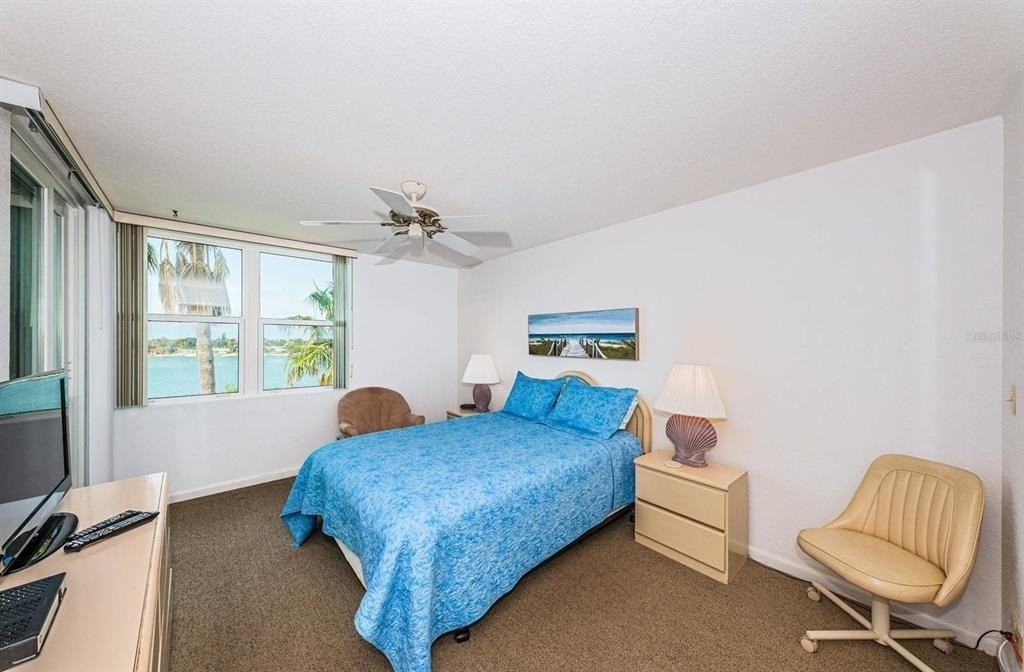 5801 Bahia Del Mar Circle - Photo 14