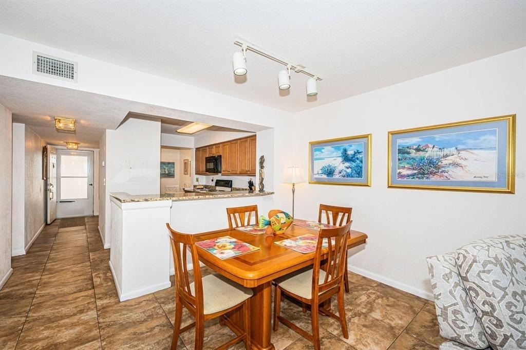 5801 Bahia Del Mar Circle - Photo 5