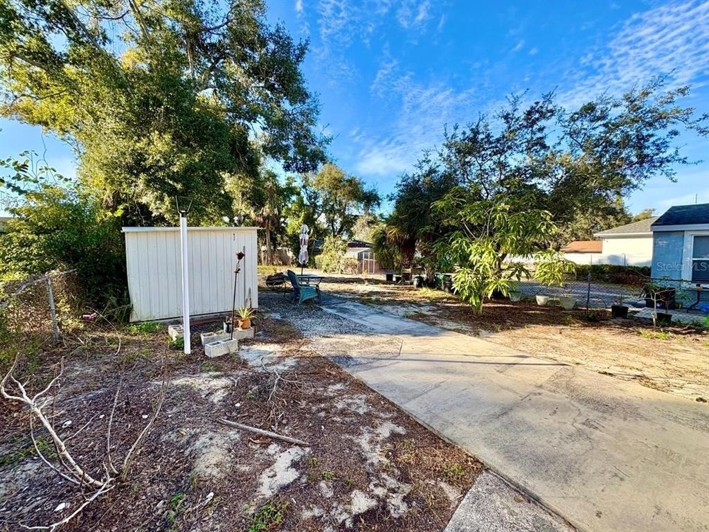 524 E Lime Street - Photo 16