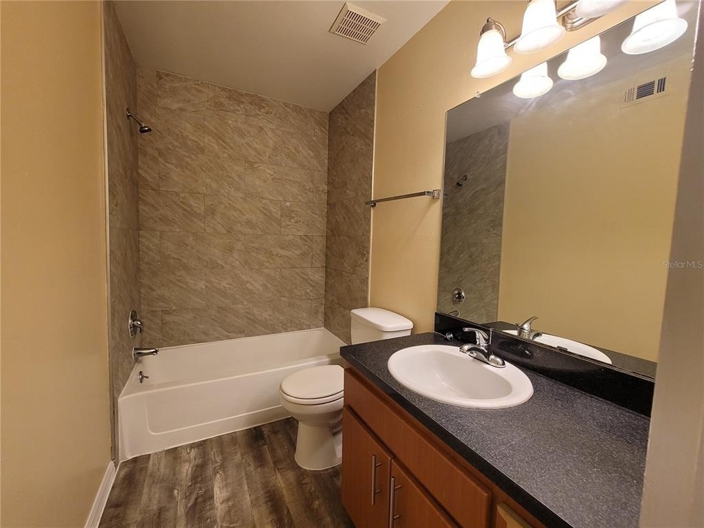 421 Fountainhead Circle - Photo 13