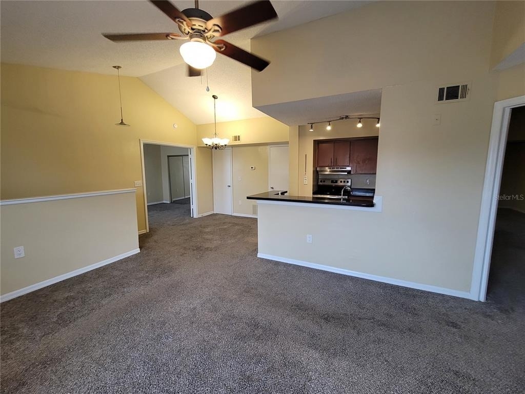 421 Fountainhead Circle - Photo 3