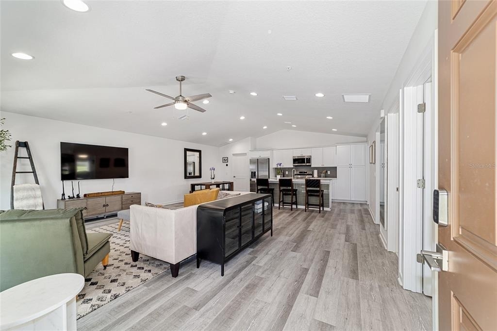 4400 Nw 74th Terrace - Photo 2